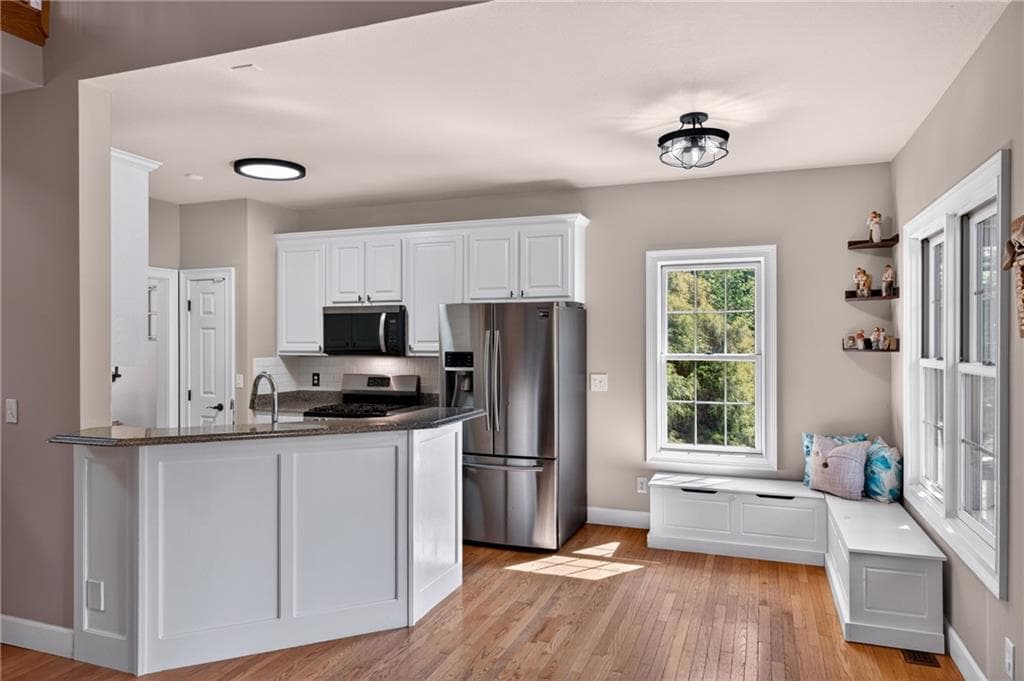 4 bedroom, 3 bathroom, 3,300 sq ft single family residence for sale at 100 Pond Overlook Lane, Morganton, GA 30560 — photo 7