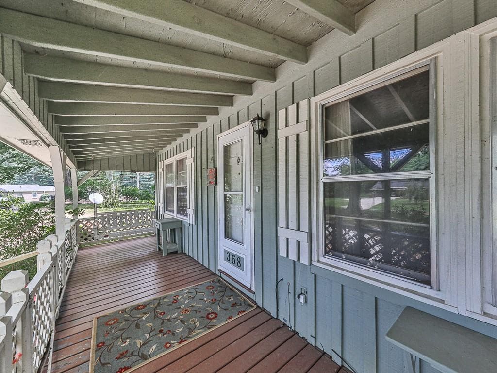 2 bedroom, 1 bathroom, 896 sq ft single family residence for sale at 368 Bart Manous Road, Canton, GA 30115 — photo 3