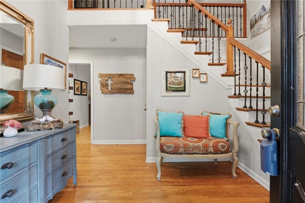 5 bedroom, 5 bathroom, 3,485 sq ft single family residence for sale at 659 Hidden Branches Trail, Canton, GA 30115 — photo 4