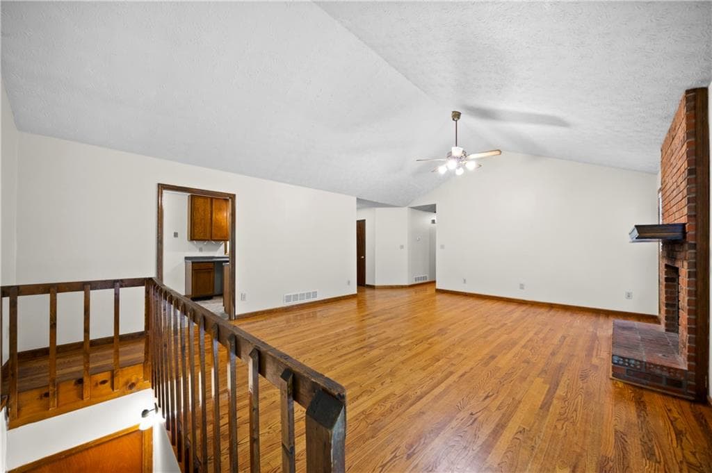 3 bedroom, 2 bathroom, 1,946 sq ft single family residence for rent at 5405 Iris Drive, Mableton, GA 30126 for $1,900 a month — photo 4