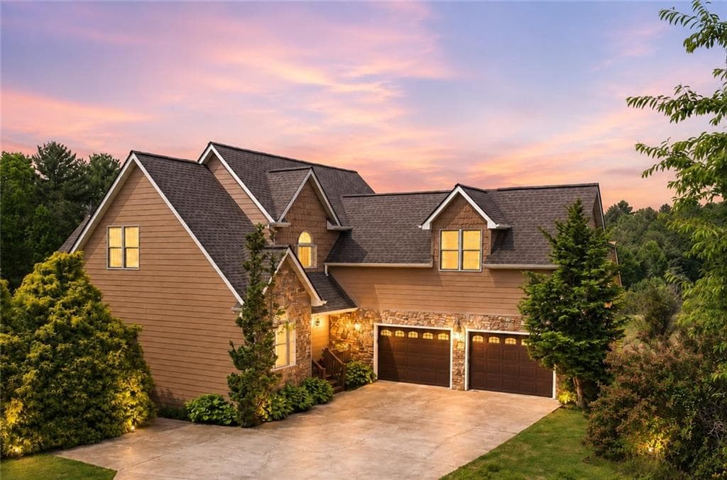 4 bedroom, 3 bathroom, 3,300 sq ft single family residence for sale at 100 Pond Overlook Lane, Morganton, GA 30560 — photo 3