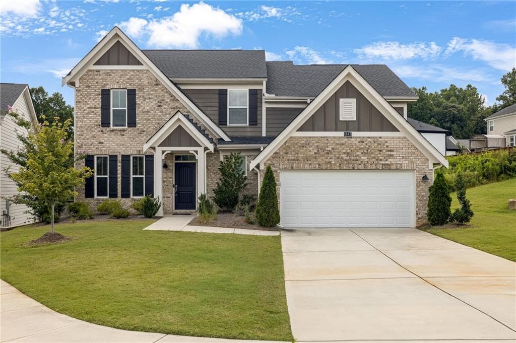 4 bedroom, 3 bathroom, 2,580 sq ft single family residence for rent at 1645 Hillcrest Drive, Sugar Hill, GA 30518 for $2,995 a month — photo 2