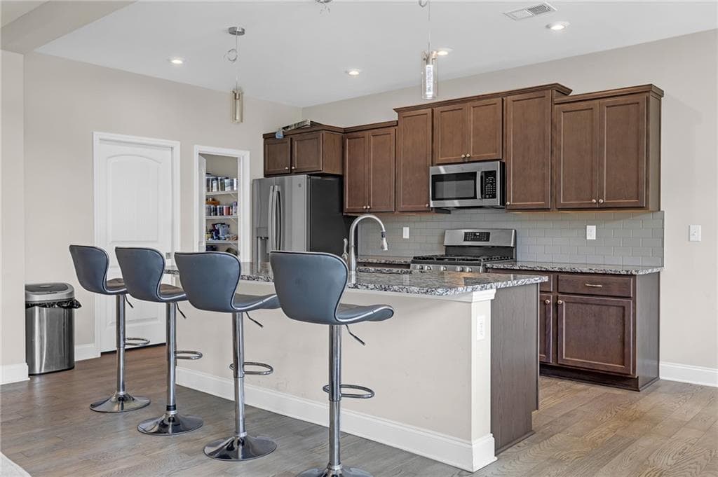 4 bedroom, 3 bathroom, 2,580 sq ft single family residence for rent at 1645 Hillcrest Drive, Sugar Hill, GA 30518 for $2,995 a month — photo 5