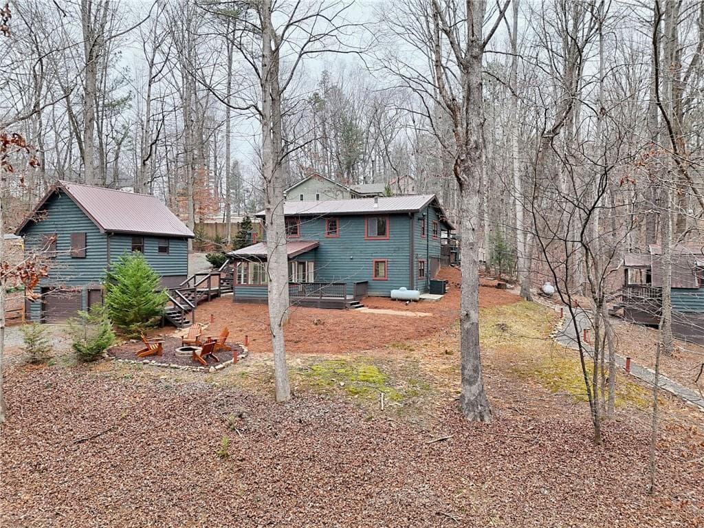 3 bedroom, 2 bathroom, 1,656 sq ft single family residence for sale at 150 Summit Street, Ellijay, GA 30540 — photo 5