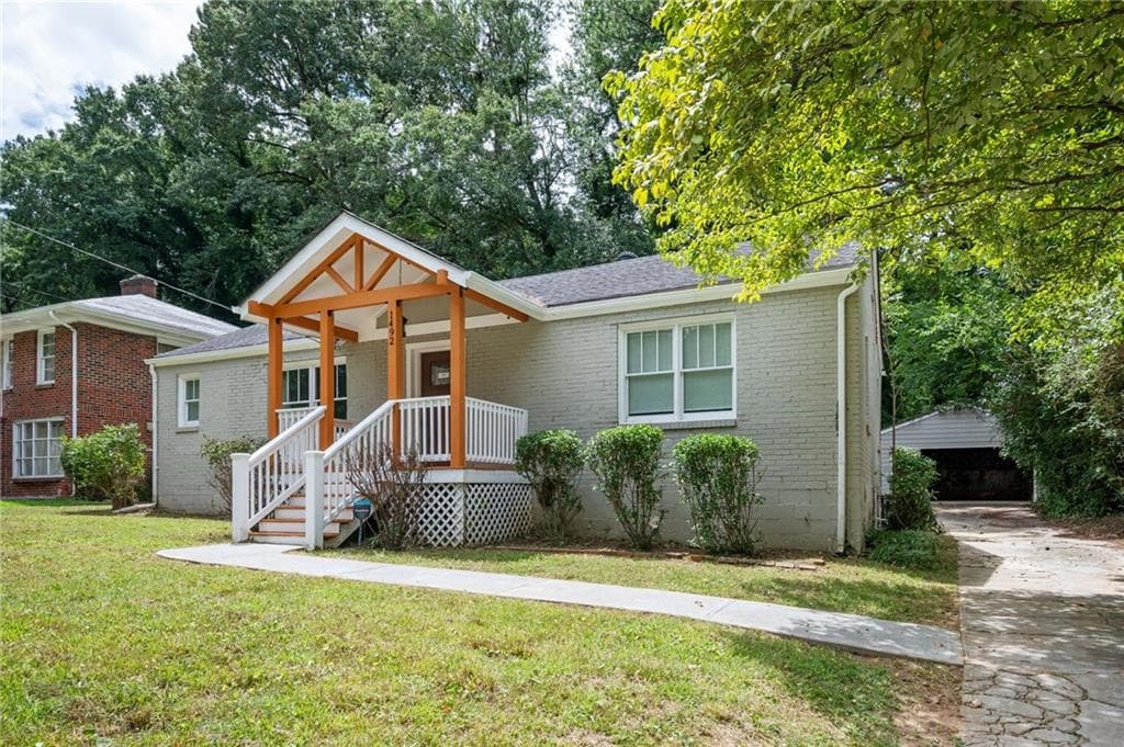 3 bedroom, 2 bathroom, 1,170 sq ft single family residence for sale at 1492 Sharon Street, Atlanta, GA 30314 — photo 2