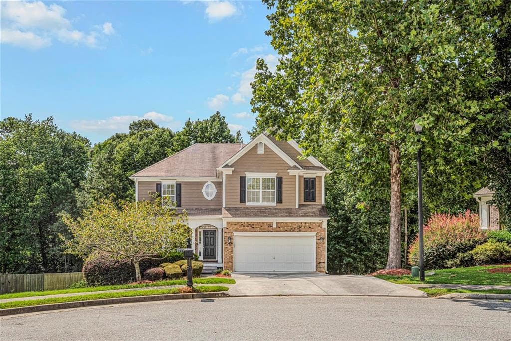 4 bedroom, 3 bathroom, 2,554 sq ft single family residence for rent at 1807 Preserve Creek, Loganville, GA 30052 for $2,400 a month — photo 2
