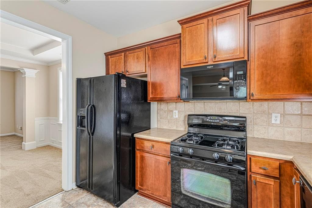 4 bedroom, 3 bathroom, 2,554 sq ft single family residence for rent at 1807 Preserve Creek, Loganville, GA 30052 for $2,400 a month — photo 8