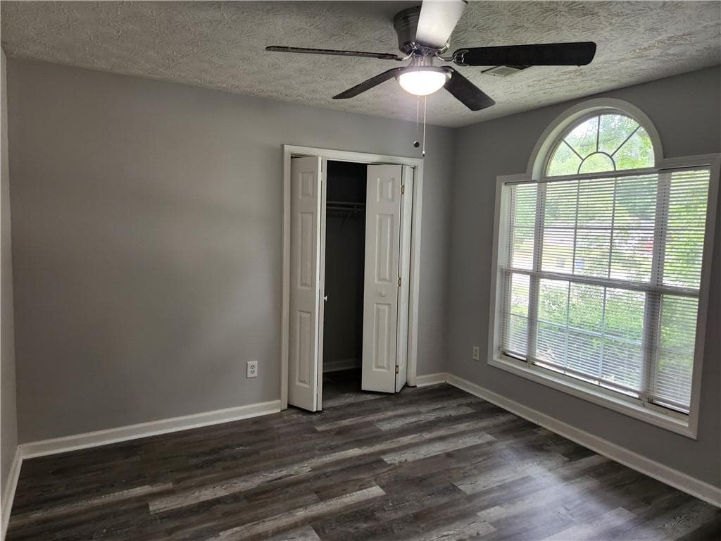3 bedroom, 2 bathroom, 1,428 sq ft single family residence for sale at 482 Grove Hill Drive, Stockbridge, GA 30281 — photo 5