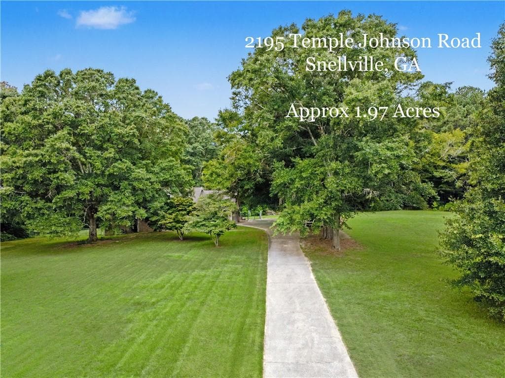 5 bedroom, 4 bathroom, 2,246 sq ft single family residence for sale at 2195 Temple Johnson Road, Snellville, GA 30078 — photo 2