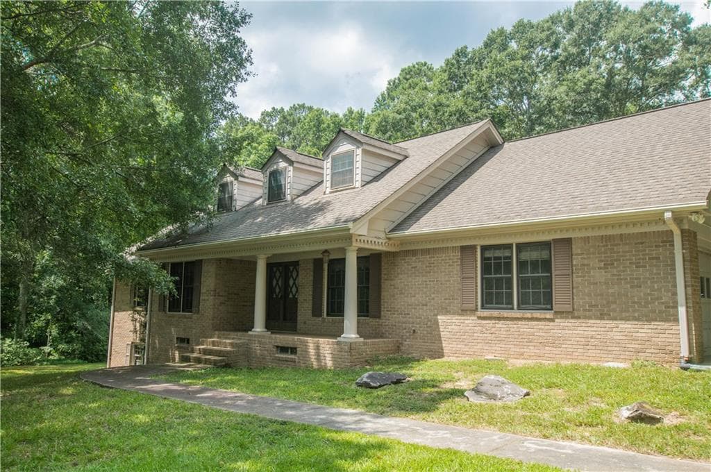 5 bedroom, 4 bathroom, 2,246 sq ft single family residence for sale at 2195 Temple Johnson Road, Snellville, GA 30078 — photo 7