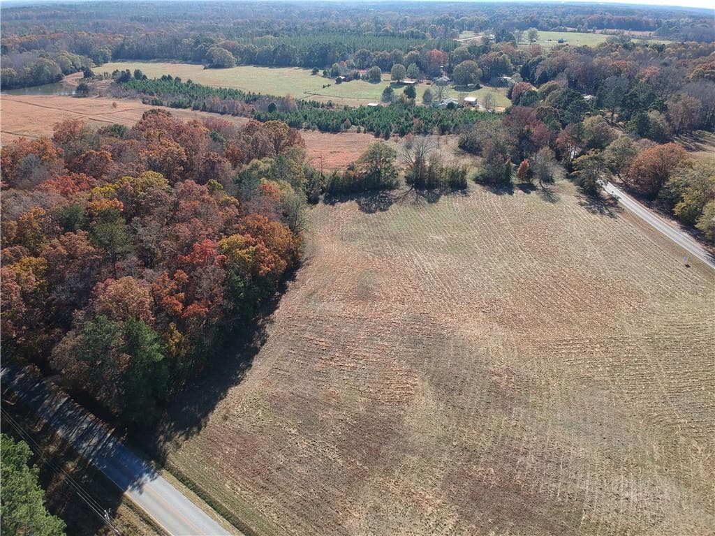 single family residence for sale at 1401 Dixie Road, Covington, GA 30014 — photo 3