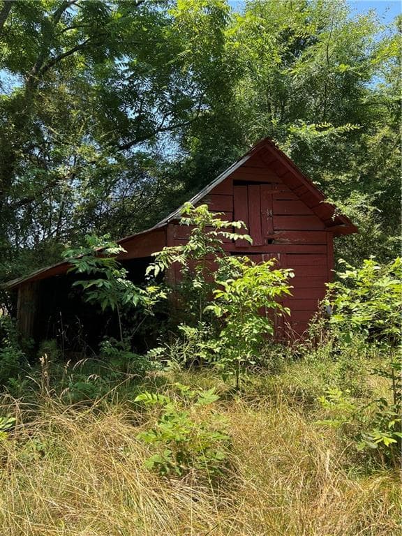 single family residence for sale at 1401 Dixie Road, Covington, GA 30014 — photo 7