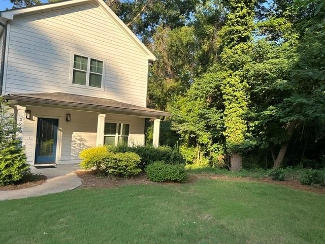 4 bedroom, 3 bathroom, 1,932 sq ft single family residence for sale at 224 Grove Street, Athens, GA 30605 — photo 4