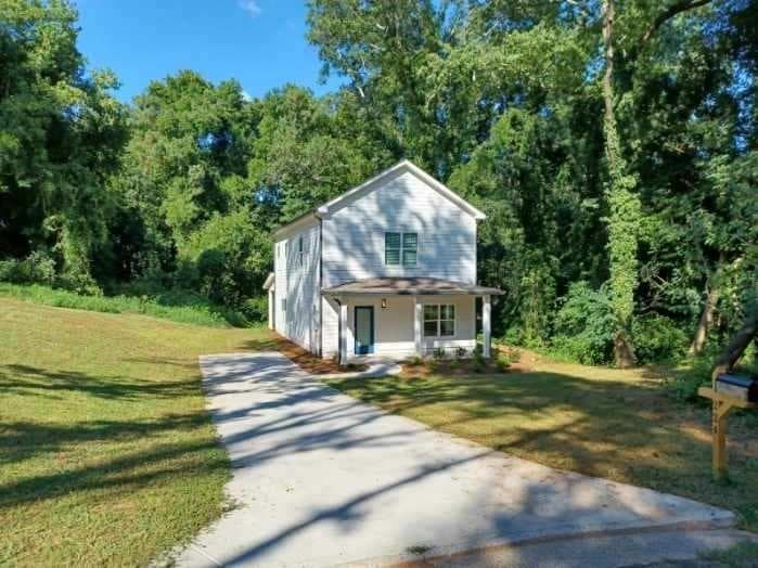 4 bedroom, 3 bathroom, 1,932 sq ft home for sale at 224 Grove Street, Athens, GA