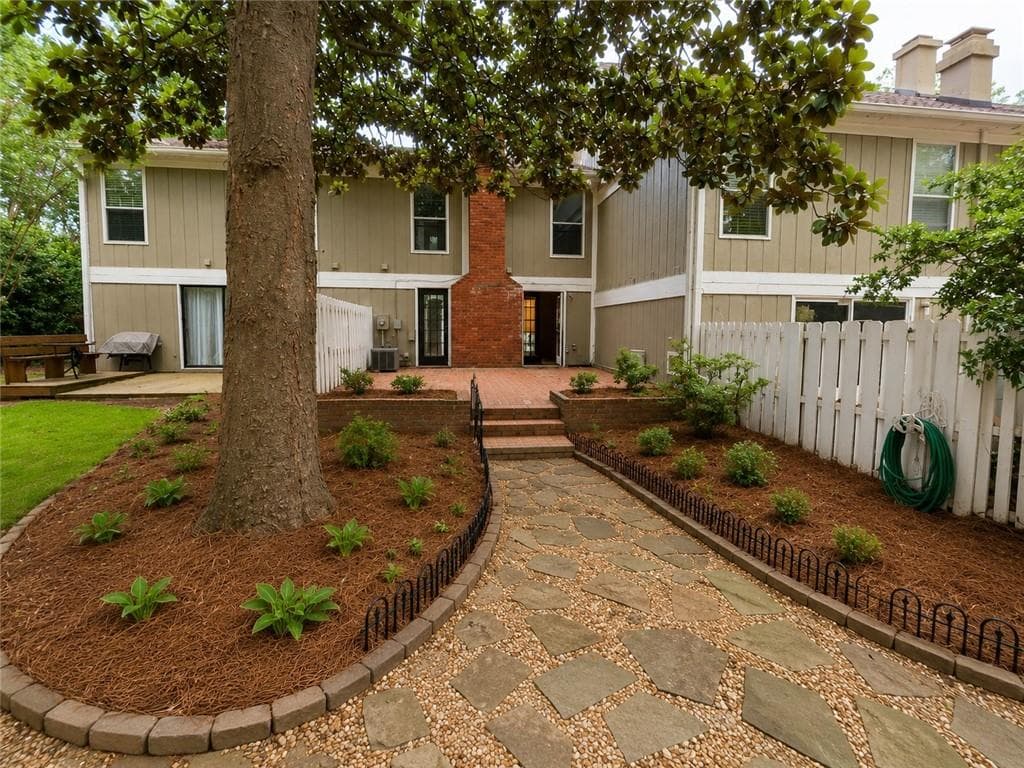 2 bedroom, 3 bathroom, 1,416 sq ft townhouse for sale at 670 Powers Ferry North, Marietta, GA 30067 — photo 10