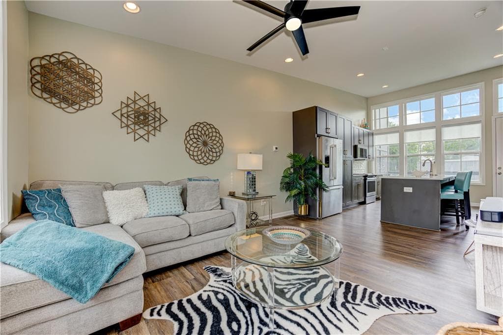 3 bedroom, 3 bathroom, 1,343 sq ft townhouse for rent at 1215 Cushenberry Lane, Atlanta, GA 30318 for $2,800 a month — photo 4