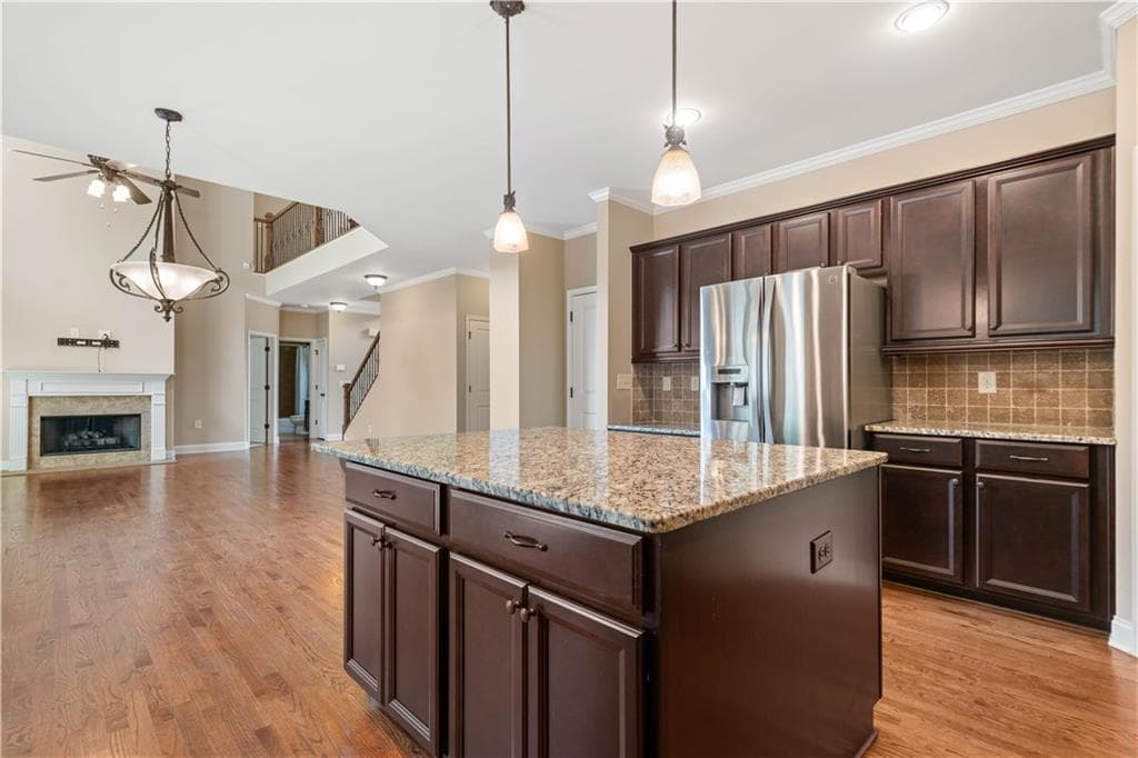 5 bedroom, 4 bathroom, 4,639 sq ft single family residence for rent at 2180 Hilltop Overlook Way, Marietta, GA 30062 for $4,600 a month — photo 4