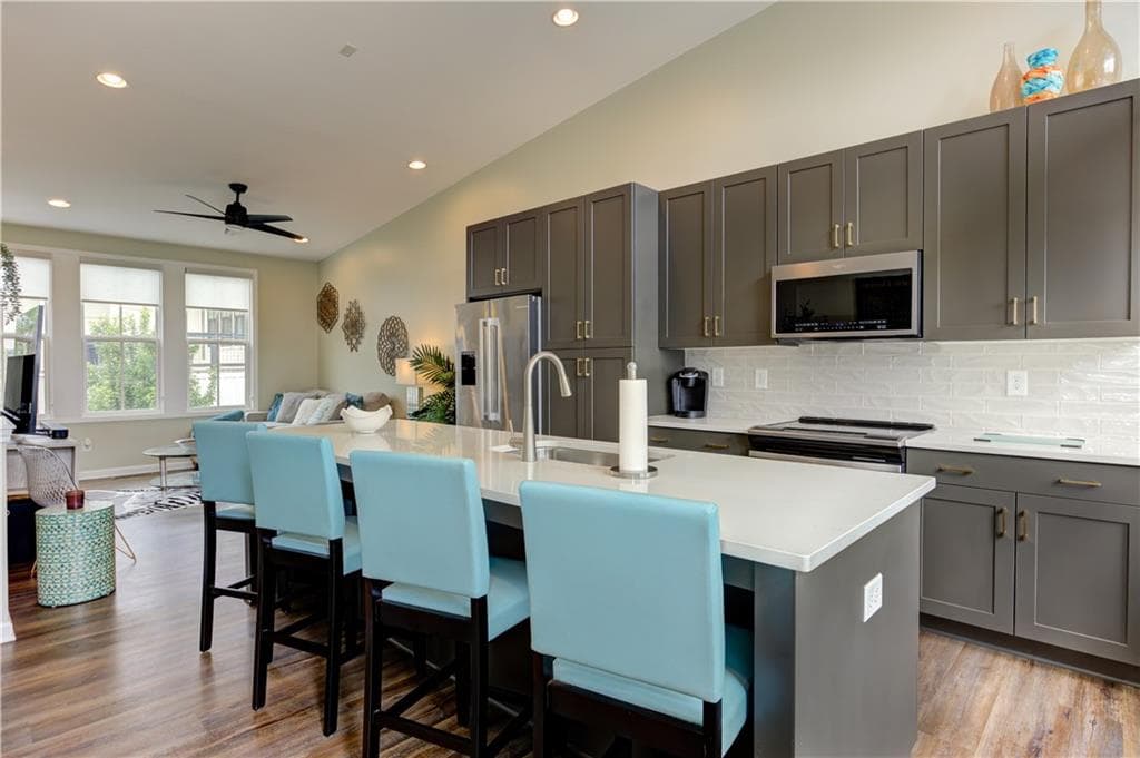 3 bedroom, 3 bathroom, 1,343 sq ft townhouse for rent at 1215 Cushenberry Lane, Atlanta, GA 30318 for $2,800 a month — photo 9