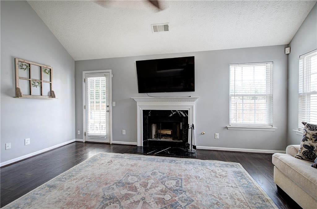 3 bedroom, 3 bathroom, 1,595 sq ft single family residence under contract at 312 Meadows Lane, Canton, GA 30114 — photo 8