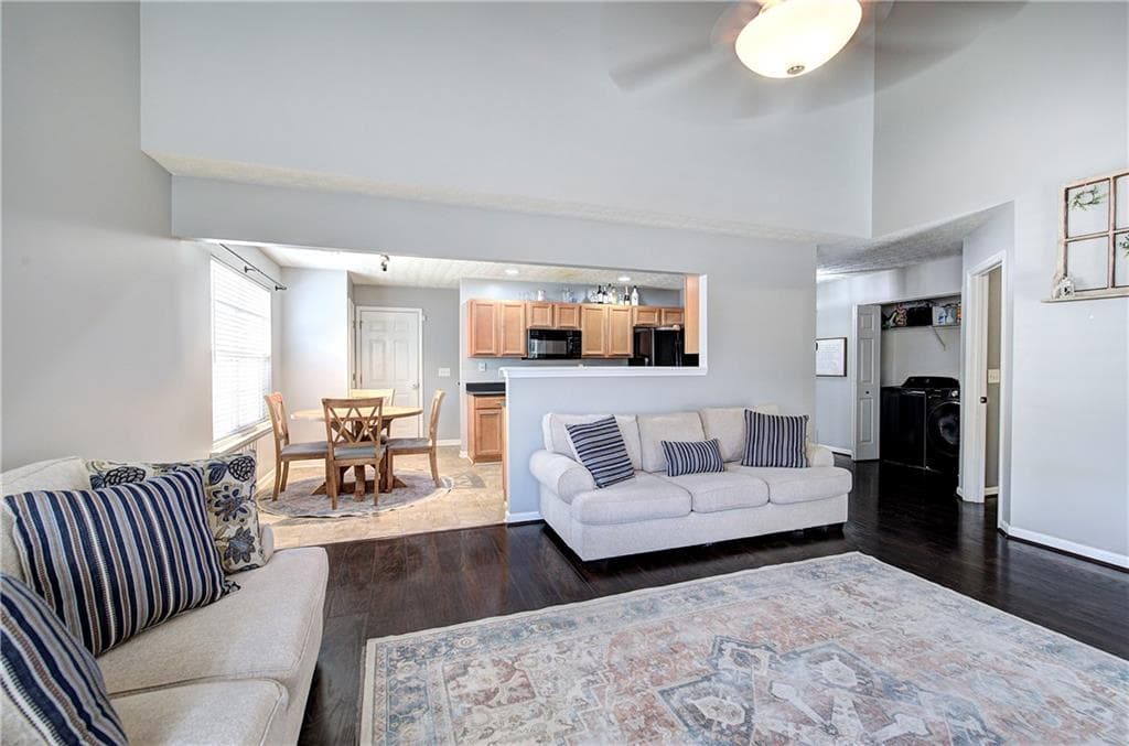3 bedroom, 3 bathroom, 1,595 sq ft single family residence under contract at 312 Meadows Lane, Canton, GA 30114 — photo 10
