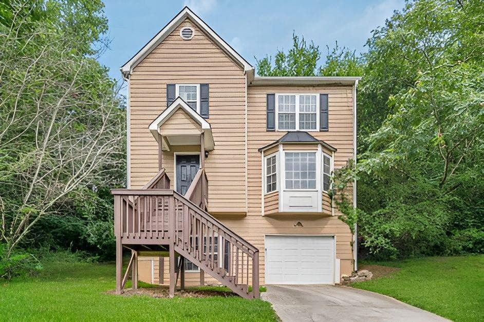 3 bedroom, 3 bathroom, 1,526 sq ft single family residence for sale at 4231 Wexford Downs Way, Acworth, GA 30101