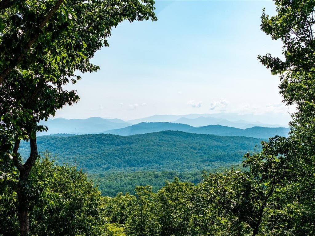 2 bedroom, 3 bathroom, 1,800 sq ft single family residence for sale at 136 Eagle Ridge, Morganton, GA 30560 — photo 3