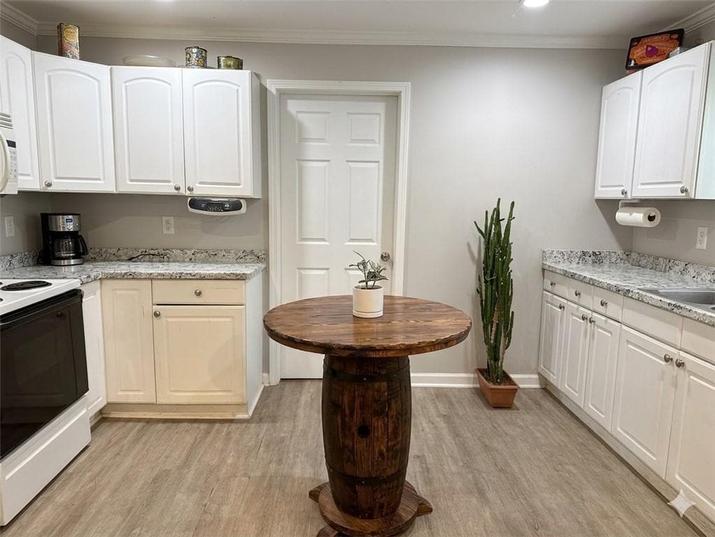 3 bedroom, 3 bathroom, 1,711 sq ft single family residence under contract at 1782 Jimmy Dodd Road, Buford, GA 30518 — photo 5