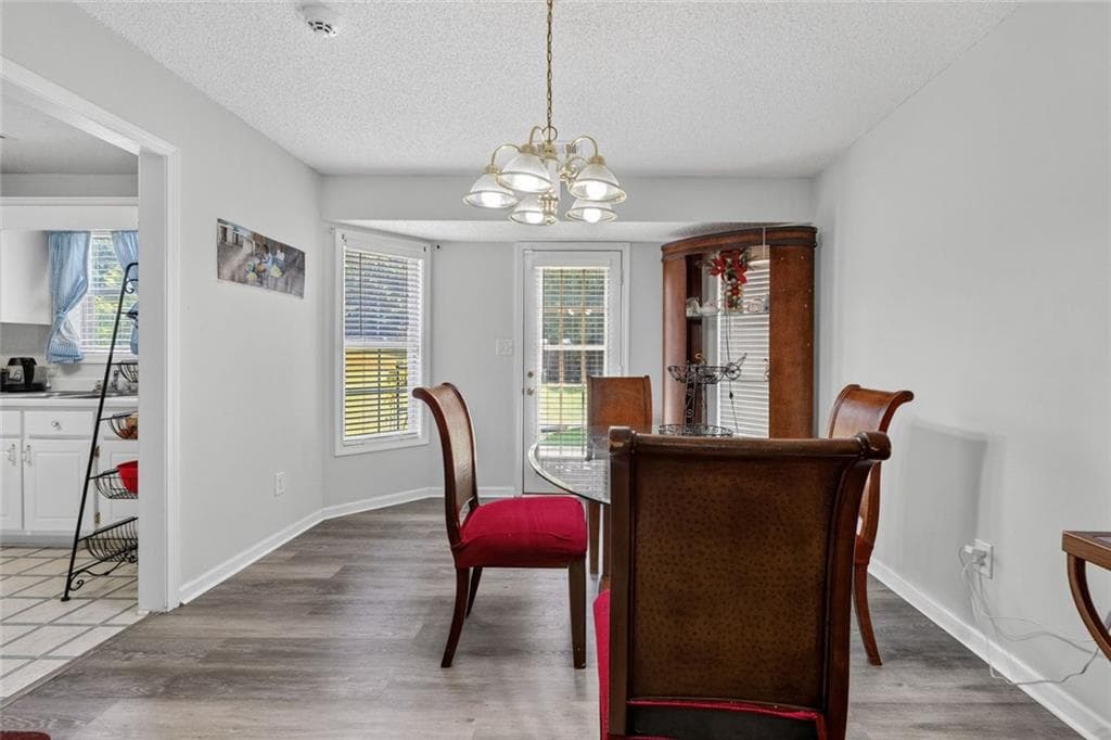 3 bedroom, 2 bathroom, 1,529 sq ft single family residence for sale at 130 Morningside Drive, Jackson, GA 30233 — photo 8