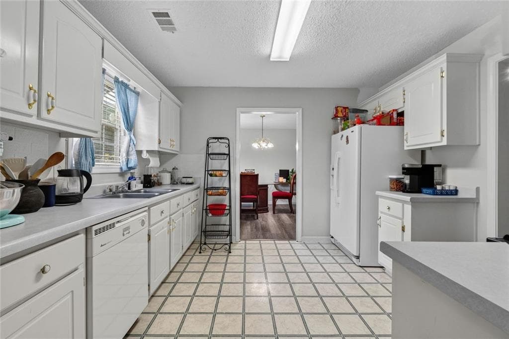 3 bedroom, 2 bathroom, 1,529 sq ft single family residence for sale at 130 Morningside Drive, Jackson, GA 30233 — photo 10