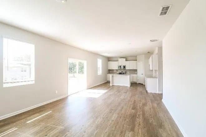 4 bedroom, 3 bathroom, 2,246 sq ft single family residence for rent at 7117 Timberland Trail, Lithonia, GA 30058 for $2,500 a month — photo 5