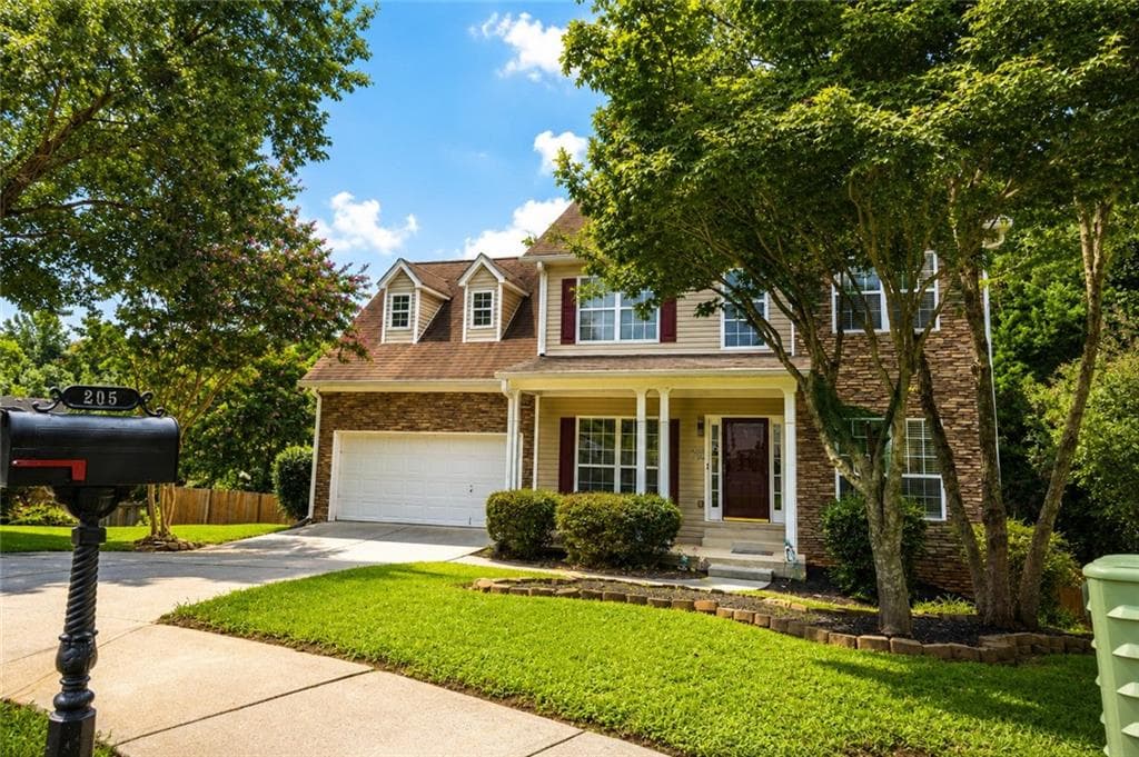 4 bedroom, 4 bathroom, 2,280 sq ft single family residence for sale at 205 Leecroft Court, Sugar Hill, GA 30518 — photo 3