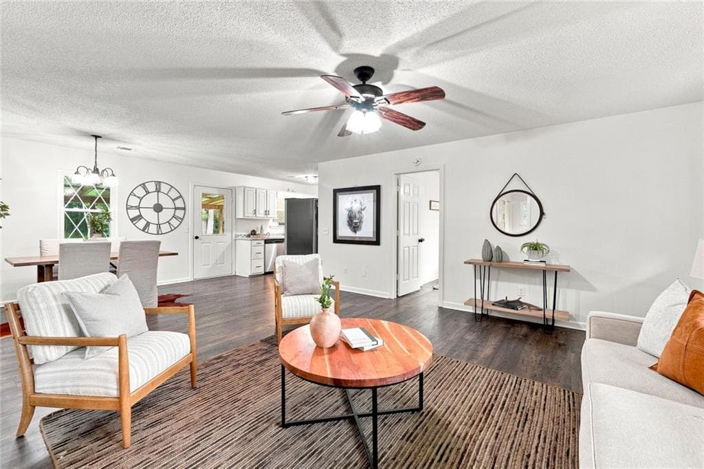4 bedroom, 2 bathroom, 1,356 sq ft single family residence for sale at 1015 Erwin Hill Church Road, Calhoun, GA 30701 — photo 8
