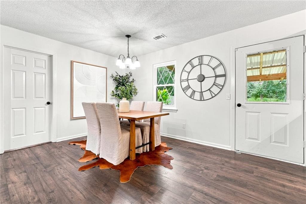 4 bedroom, 2 bathroom, 1,356 sq ft single family residence for sale at 1015 Erwin Hill Church Road, Calhoun, GA 30701 — photo 9