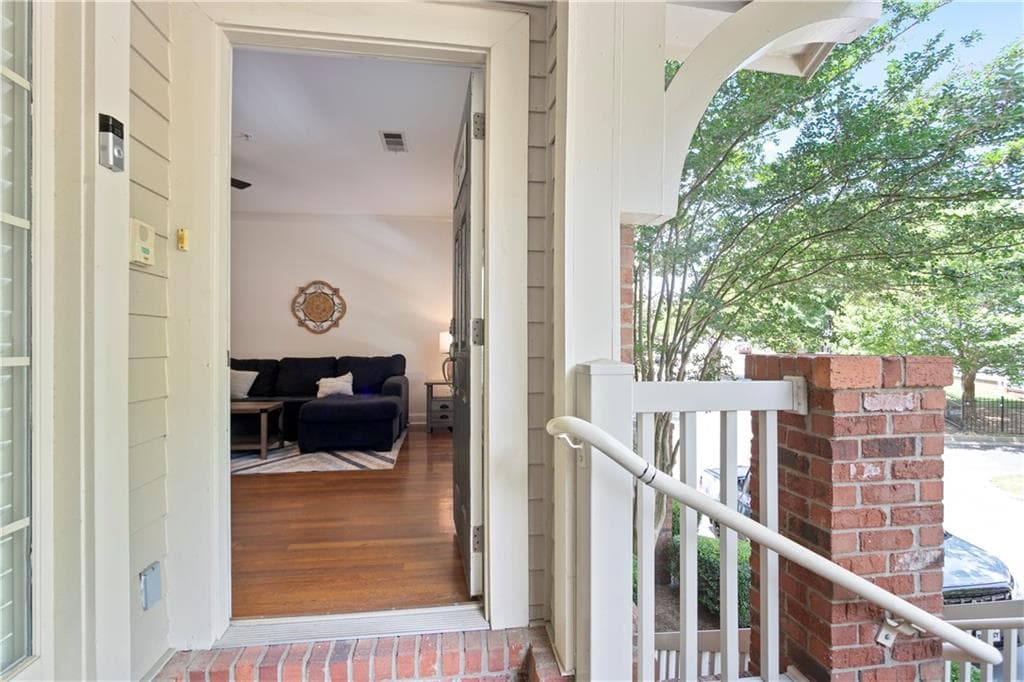 2 bedroom, 2 bathroom, 1,686 sq ft condominium for rent at 655 Mead Street 11, Atlanta, GA 30312 for $2,700 a month — photo 3