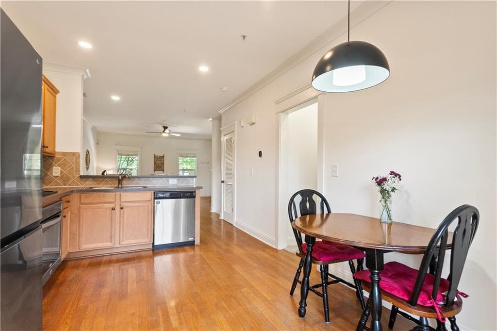 2 bedroom, 2 bathroom, 1,686 sq ft condominium for rent at 655 Mead Street 11, Atlanta, GA 30312 for $2,700 a month — photo 10