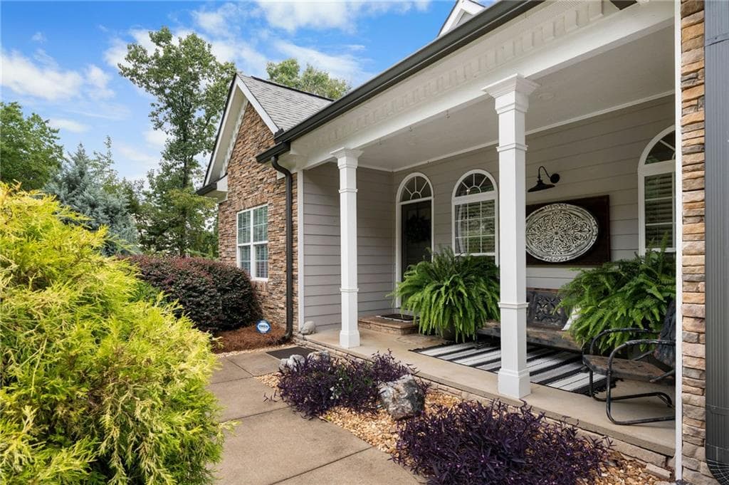 5 bedroom, 5 bathroom, 2,392 sq ft single family residence for sale at 23 Hunters Ridge Drive, Adairsville, GA 30103 — photo 3