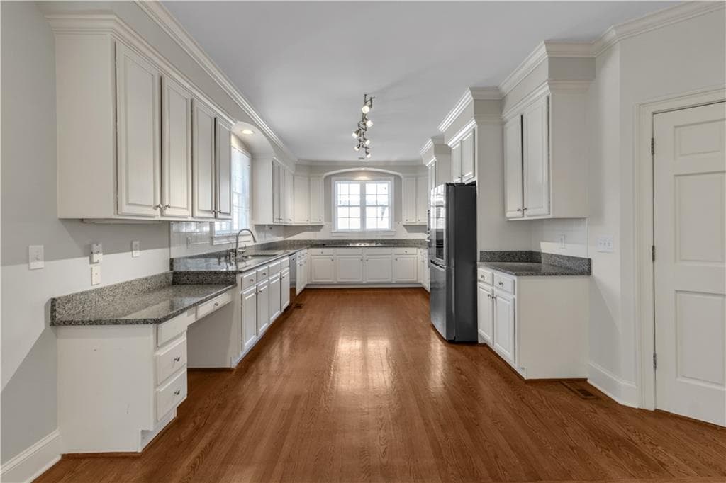 4 bedroom, 4 bathroom, 4,022 sq ft single family residence for sale at 362 Bridgebrook Lane, Smyrna, GA 30082 — photo 8