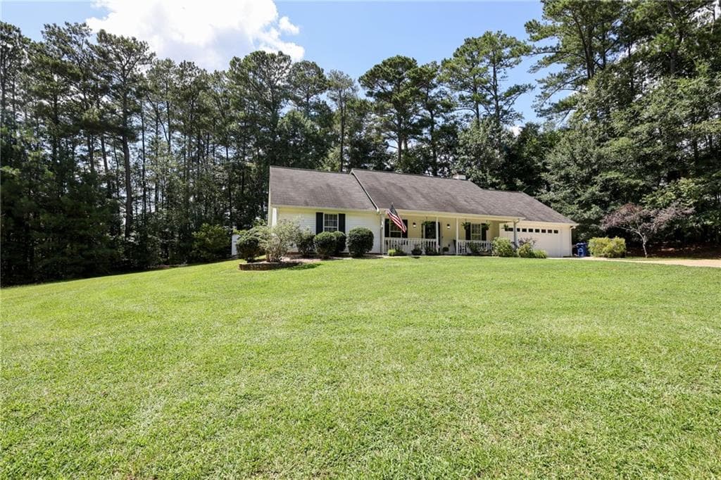 3 bedroom, 2 bathroom, 1,577 sq ft single family residence under contract at 531 Cedar Ridge Road, Monroe, GA 30656 — photo 2