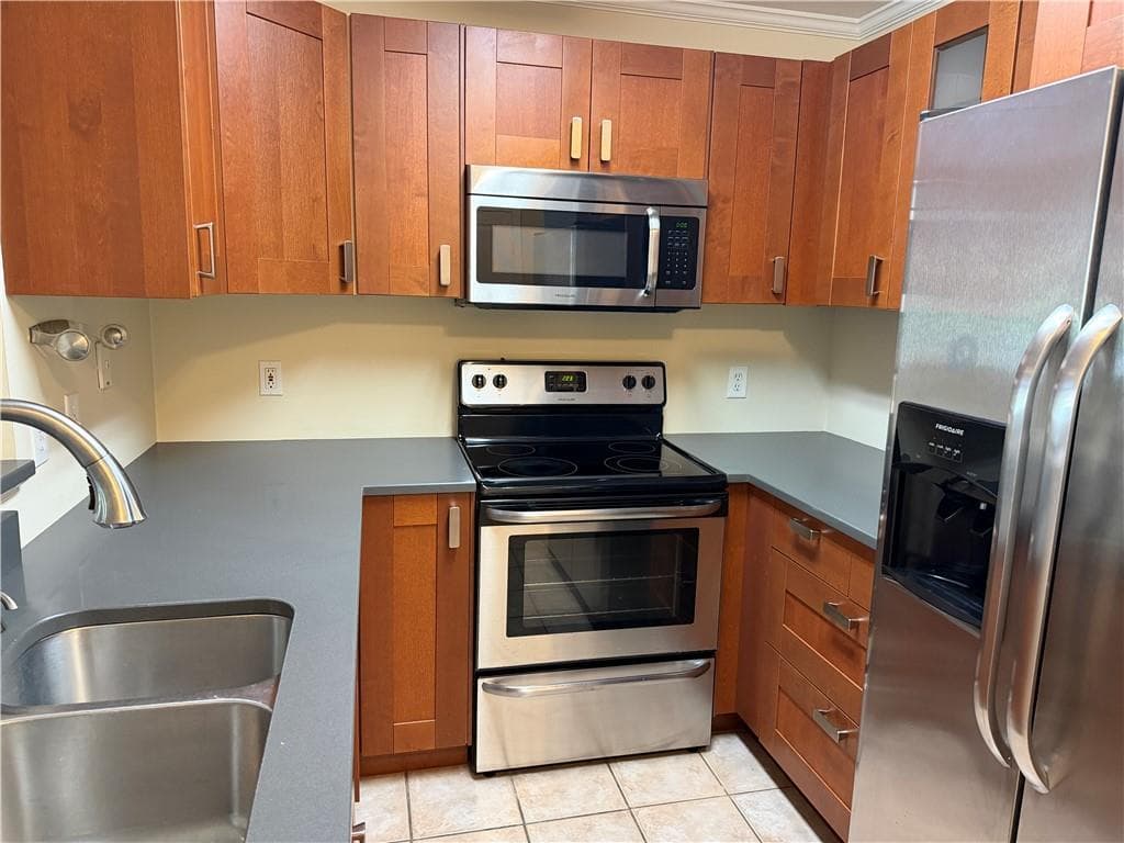 1 bedroom, 1 bathroom, 764 sq ft condominium for rent at 1101 Juniper Street 77, Atlanta, GA 30309 for $1,900 a month — photo 4