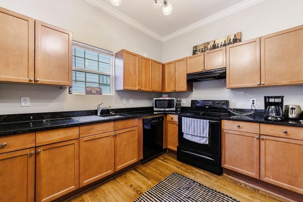 3 bedroom, 2 bathroom, 1,324 sq ft single family residence for rent at 358 Clifford Avenue, Atlanta, GA 30317 for $2,850 a month — photo 5
