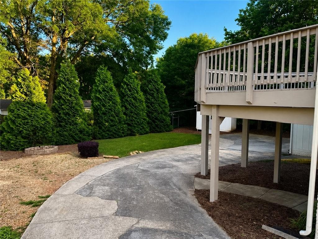 5 bedroom, 3 bathroom, 2,300 sq ft single family residence for sale at 6040 Pine Mountain Road, Kennesaw, GA 30152 — photo 6