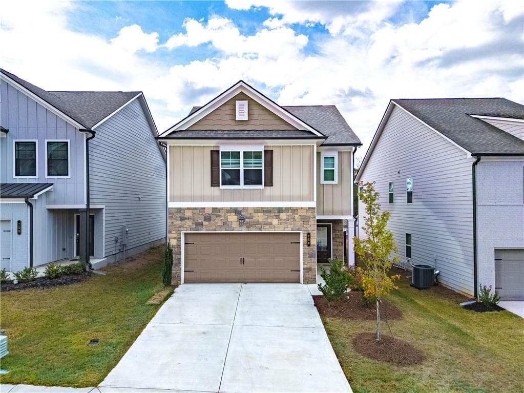 3 bedroom, 3 bathroom, 1,891 sq ft single family residence for rent at 258 Station Overlook Drive, Auburn, GA 30011 for $2,200 a month — photo 1 of 37