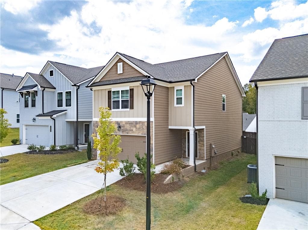 3 bedroom, 3 bathroom, 1,891 sq ft single family residence for rent at 258 Station Overlook Drive, Auburn, GA 30011 for $2,200 a month — photo 2