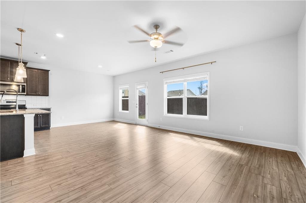 3 bedroom, 3 bathroom, 1,891 sq ft single family residence for rent at 258 Station Overlook Drive, Auburn, GA 30011 for $2,200 a month — photo 5