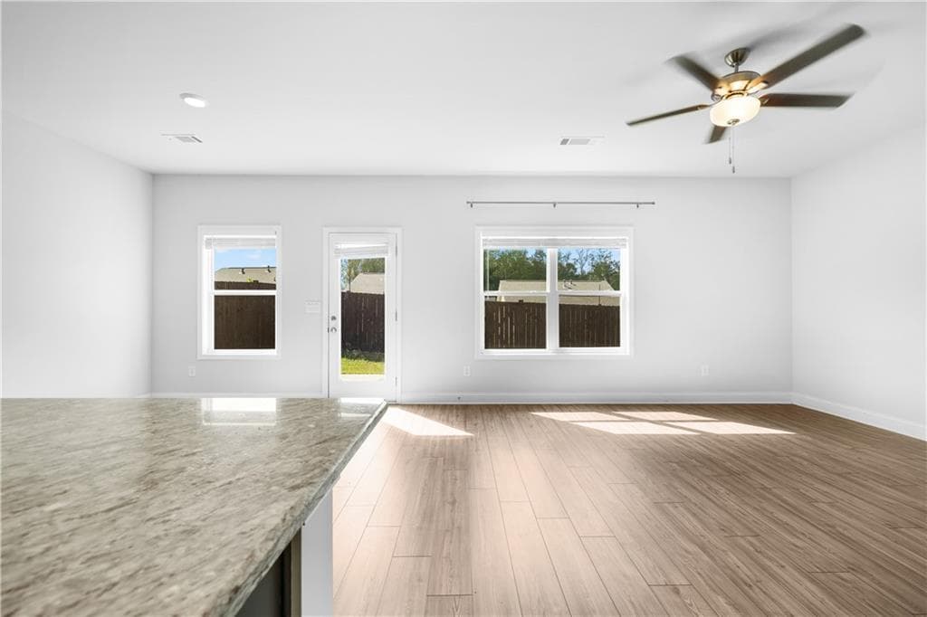3 bedroom, 3 bathroom, 1,891 sq ft single family residence for rent at 258 Station Overlook Drive, Auburn, GA 30011 for $2,200 a month — photo 8