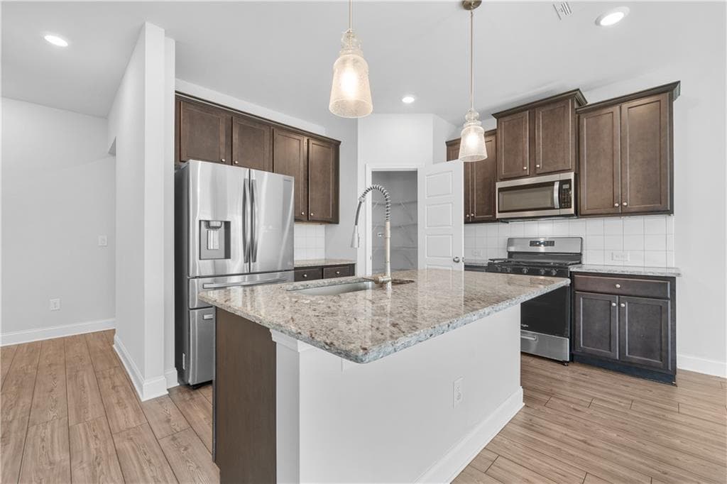 3 bedroom, 3 bathroom, 1,891 sq ft single family residence for rent at 258 Station Overlook Drive, Auburn, GA 30011 for $2,200 a month — photo 9