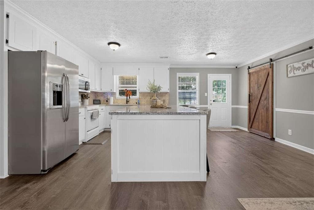 3 bedroom, 2 bathroom, 1,344 sq ft single family residence for sale at 216 Brooks Lane, Winder, GA 30680 — photo 7