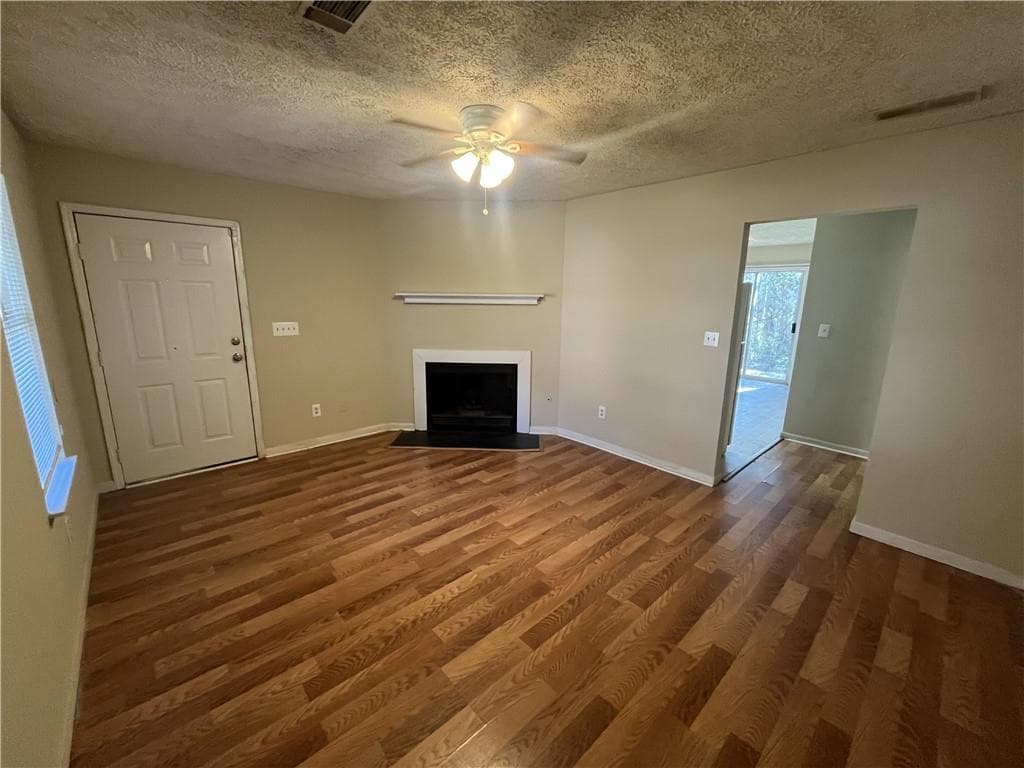 duplex for sale at 5913 Summerglen Lane, Atlanta, GA 30349 — photo 5