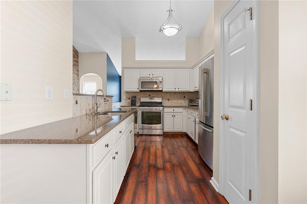 3 bedroom, 2 bathroom, 1,568 sq ft single family residence for rent at 1755 Arborwood Drive, Grayson, GA 30017 for $2,100 a month — photo 5