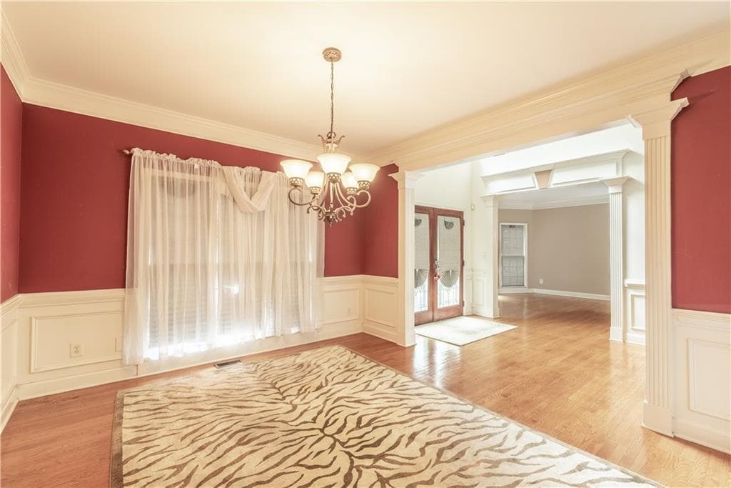 5 bedroom, 4 bathroom, 3,528 sq ft single family residence under contract at 5035 Highland Lake Drive, Atlanta, GA 30349 — photo 5
